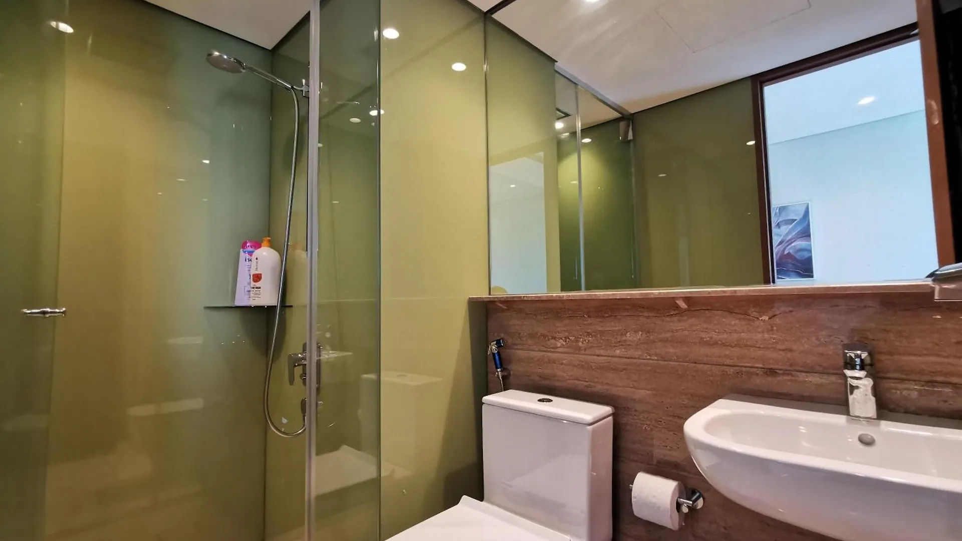 아파트 Sky Suites Klcc By Deep Sleep 쿠알라룸푸르 말레이시아