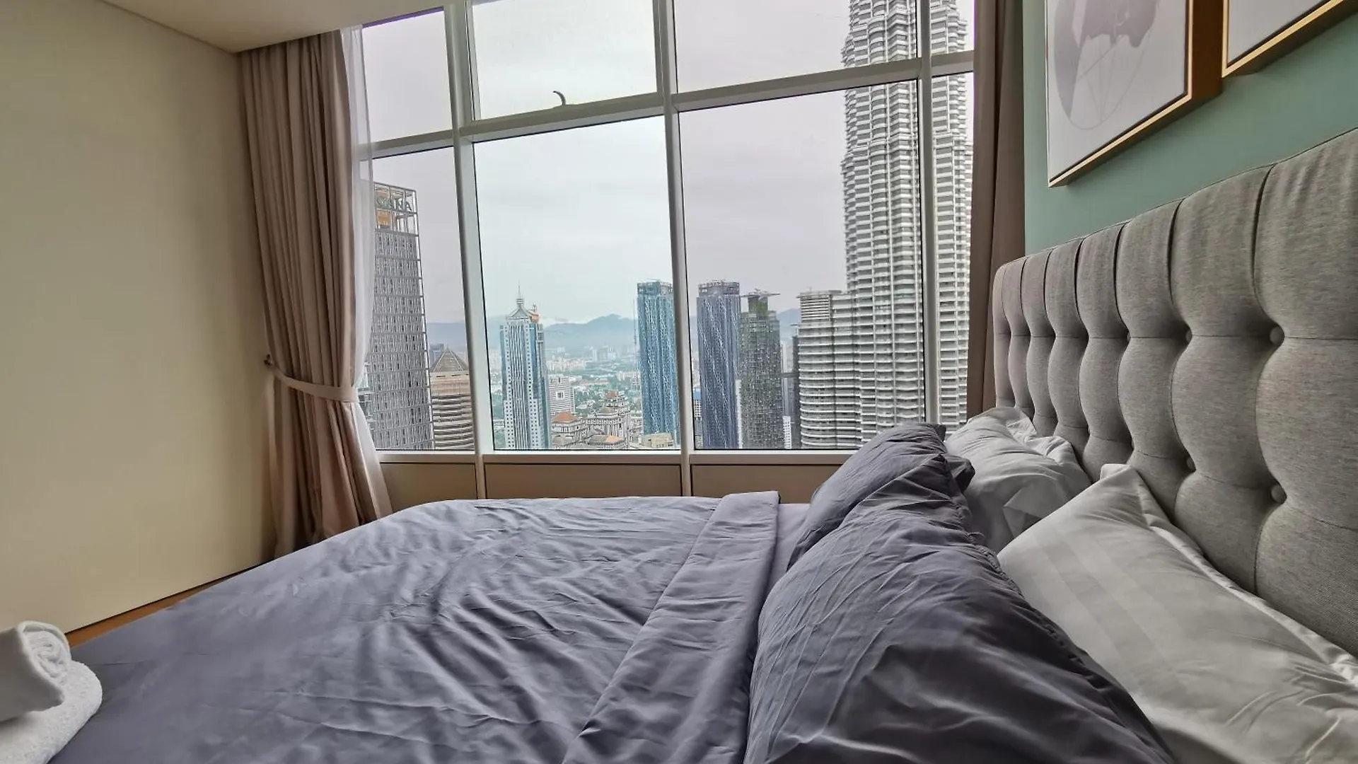 Sky Suites Klcc By Deep Sleep 쿠알라룸푸르 0*,  말레이시아