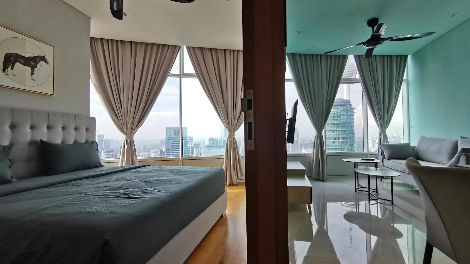 Sky Suites Klcc By Deep Sleep 쿠알라룸푸르 아파트